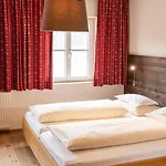 Penzion Kirchenwirt 4*