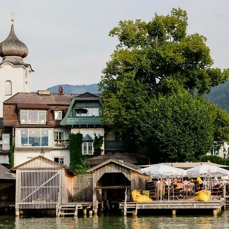Kirchenwirt 4* Strobl